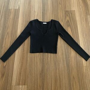 Black Long Sleeve Crop Top
